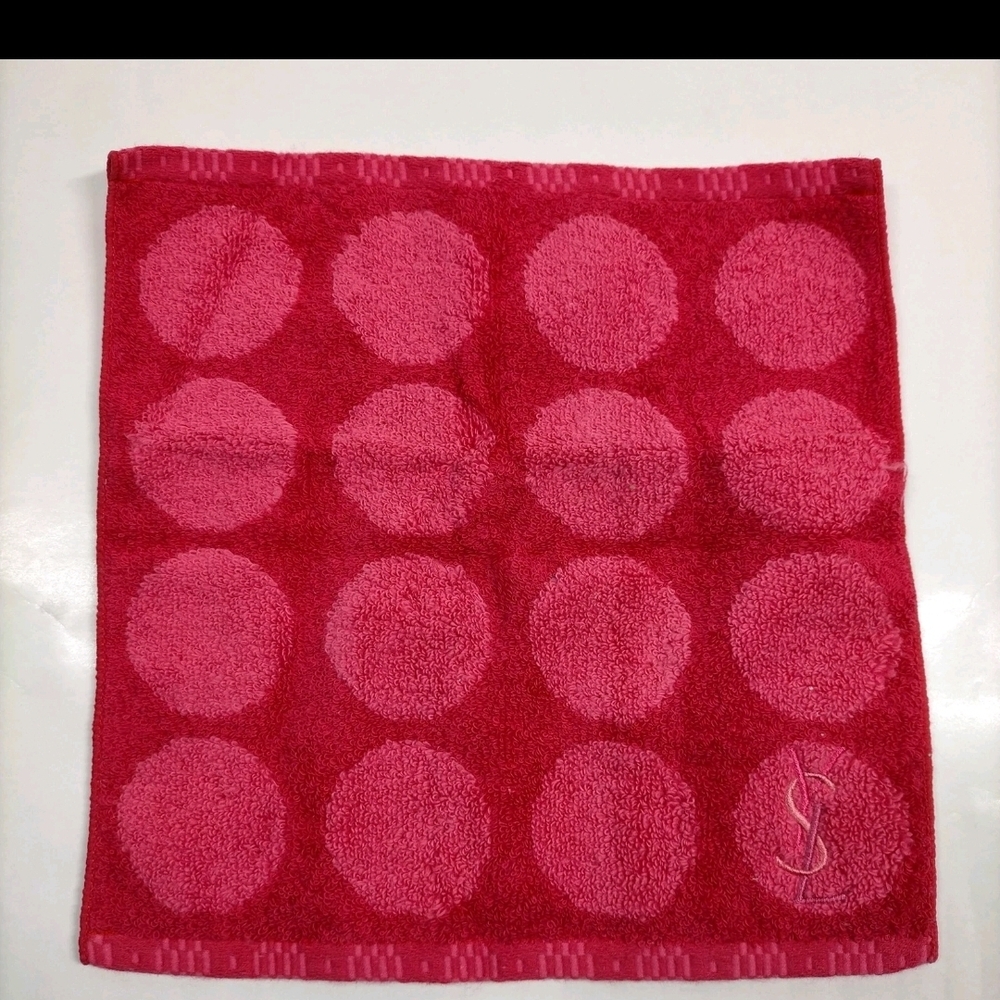 Yves Saint Laurent Pink Polka Dot Wash Cloth NWT